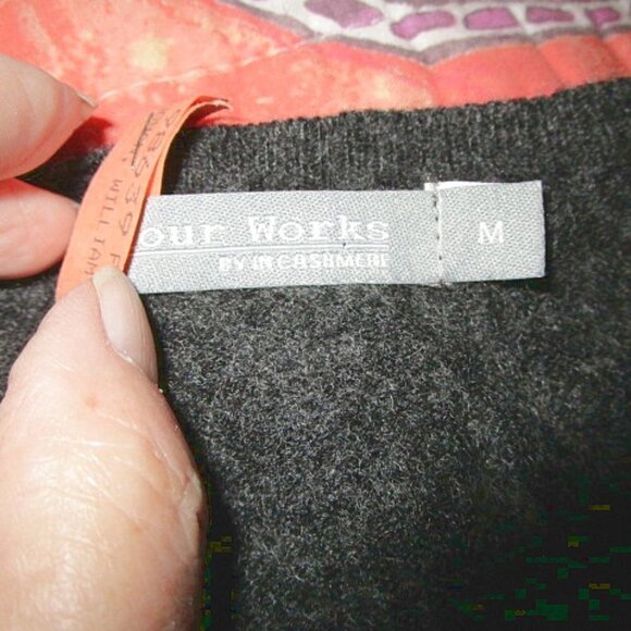 Womens Cashmere Sweater Size M Leopard Boxy Oversized V-Neck Pullover Whimsigoth - Picture 5 of 9